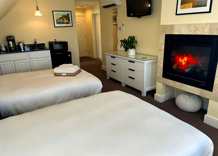 Lotus Provincetown Hotel