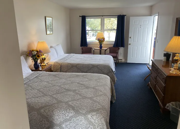 Taber Inn Mystic