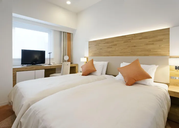 Hotels in Asahi (Toyama)