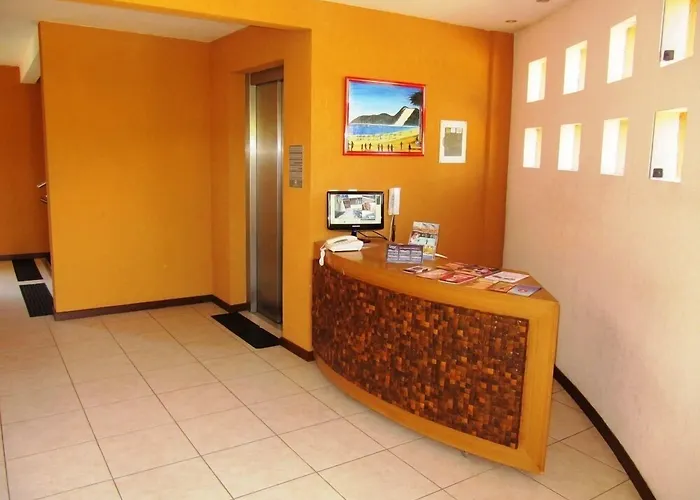 Picasso Flat Hotel Pium 