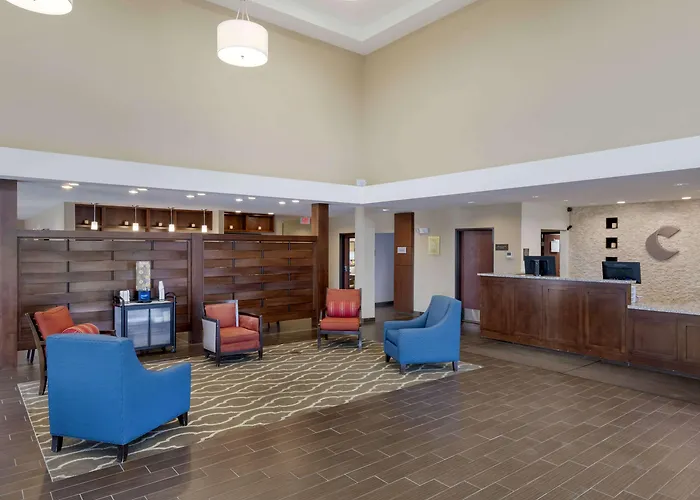 Comfort Suites & Conference Center