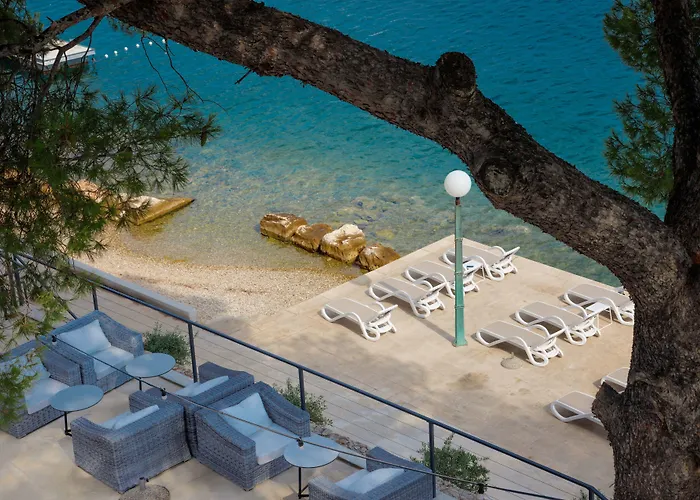 Hotel a Milna (Brac)