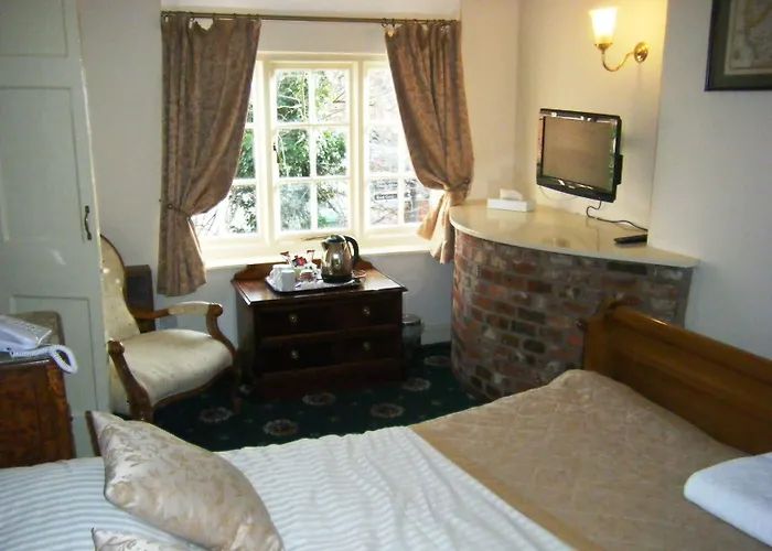 Lutterworth Hotels
