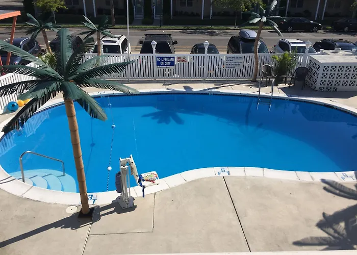 Dolphin Inn