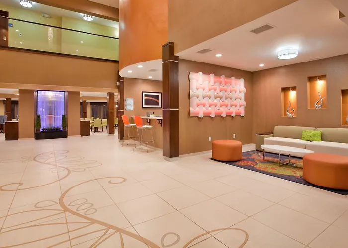 Holiday Inn Express & Suites St Louis Airport By Ihg Woodson Terrace