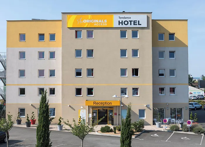 Hôtels à Andrezieux-Boutheon