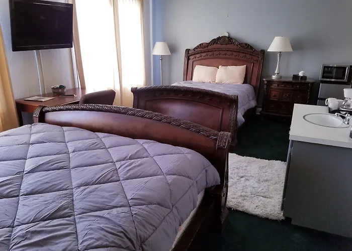Monte Vista Hotels