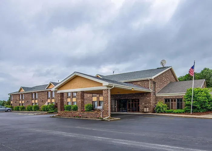 Tully Hotels