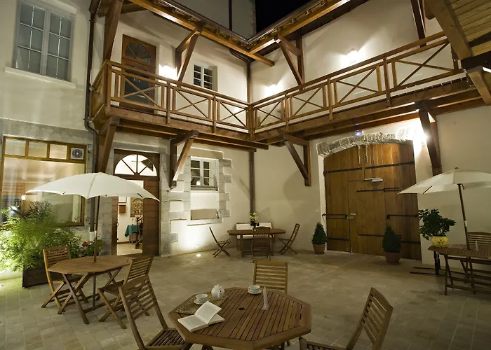 Hôtel des Deux Forts Salins-les-Bains