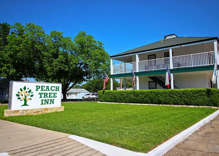 Fredericksburg Hotels