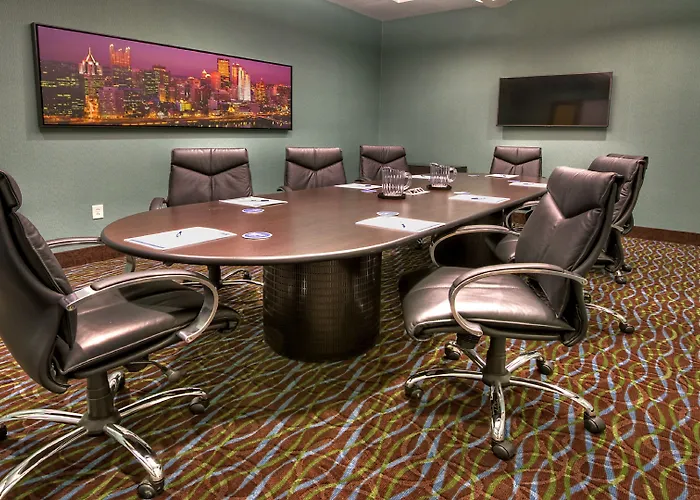 Canonsburg Hotels