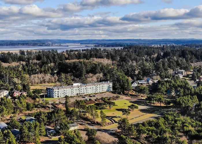 Chateau Westport Resort