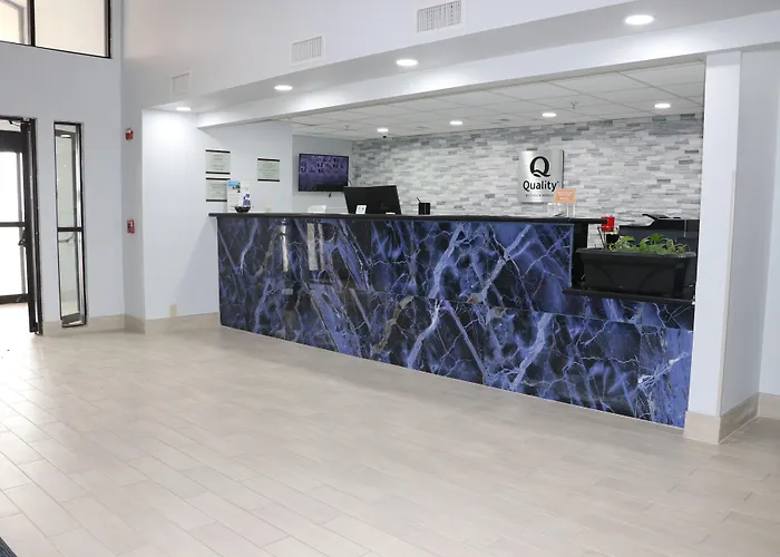 Quality Inn & Suites Buda