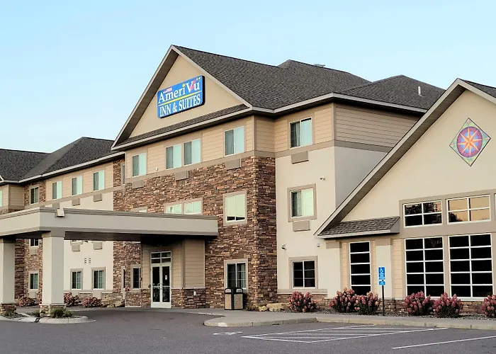 Chisago City Hotels