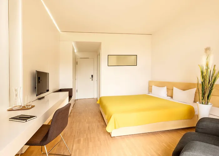 Hotels in Dossenheim