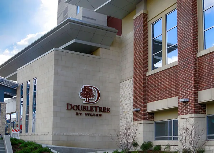 Doubletree By Hilton Lawrenceburg Hotel