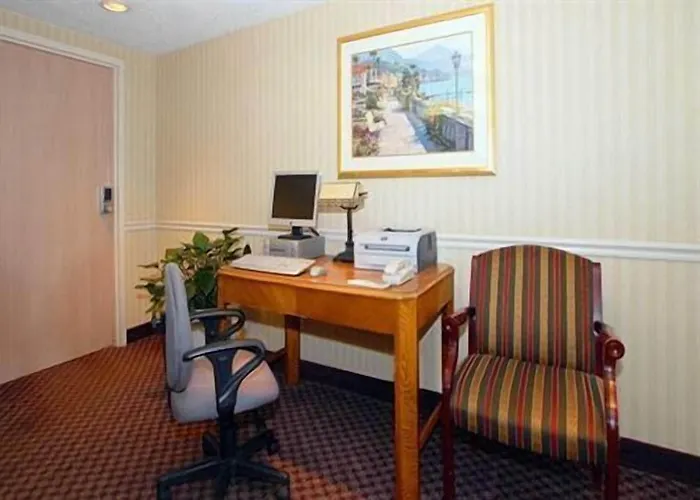 Sharon Springs Hotels