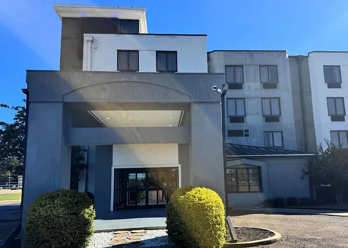 Travelodge By Wyndham Flowood