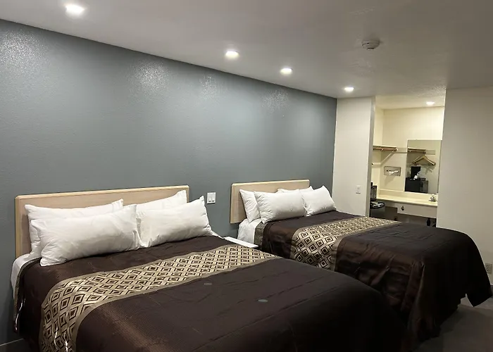 Adelanto Hotels
