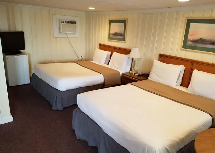 Tides Motel - Hampton Beach
