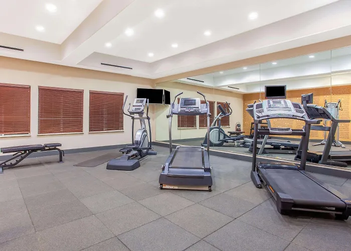 Gonzales Hotels