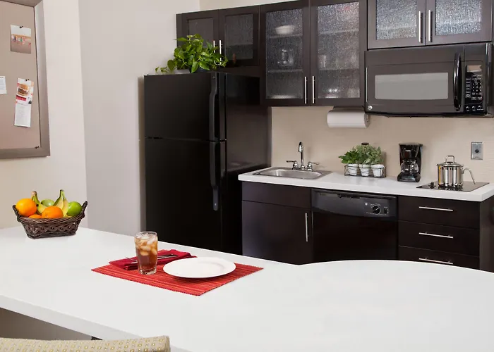 Carrollton Hotels