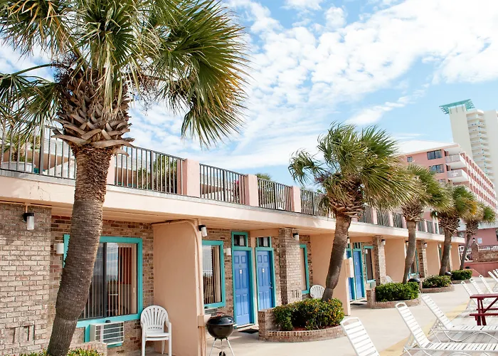 The Driftwood Lodge Panama City Beach
