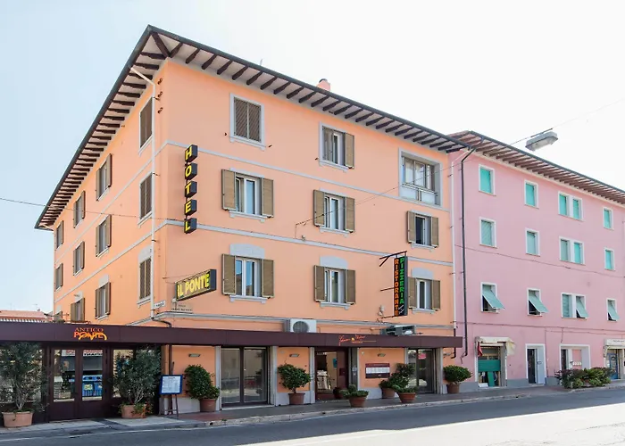 Hotel Il Ponte Cecina 