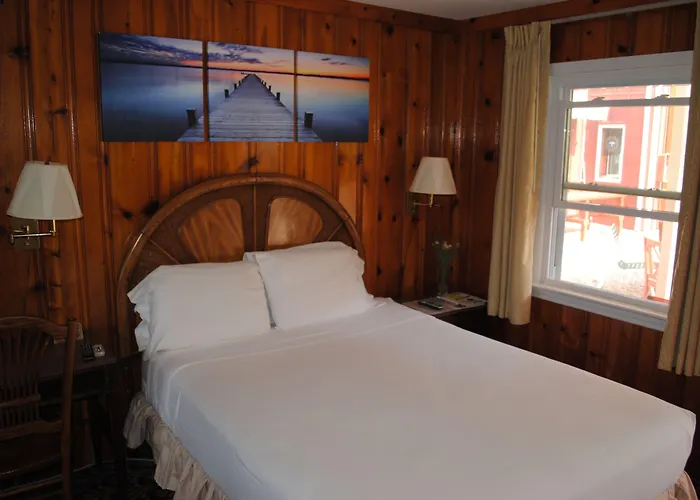 Daunts Albatross Motel Montauk