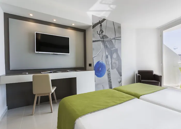 Hotel The Ibiza Twiins - 4* Sup Playa d'en Bossa