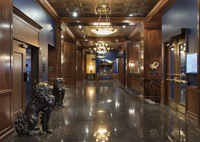 Des Lux Hotel Des Moines