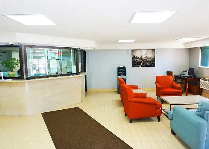 Floral Park Hotels