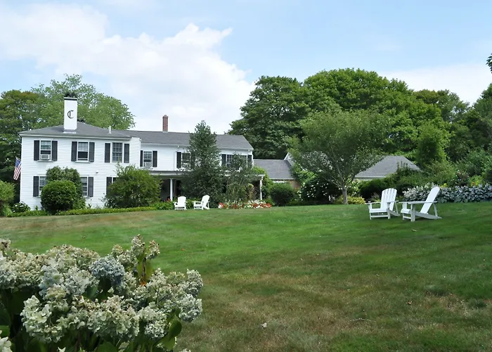 Candleberry Inn On Cape Cod Brewster