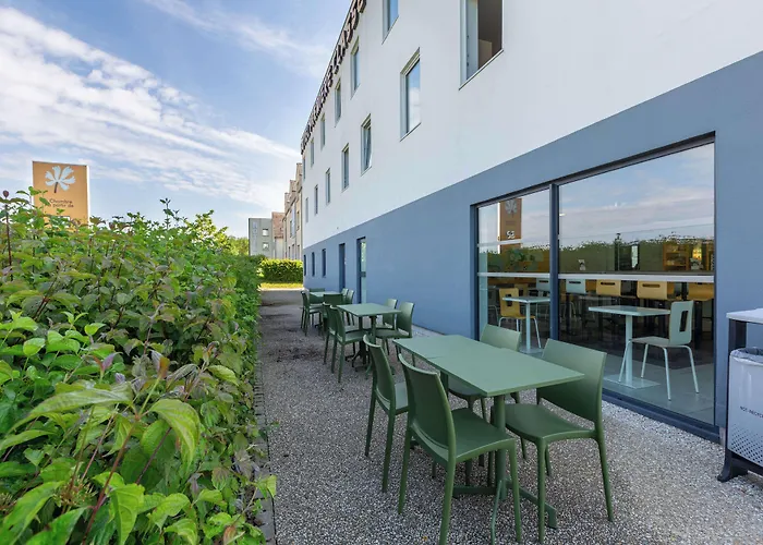 Premiere Classe Chartres Sud - Barjouville