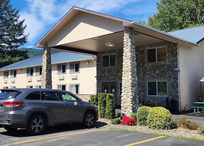 Packwood Hotels