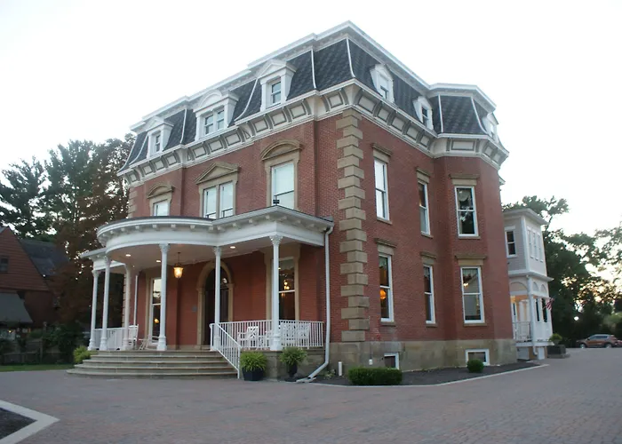 Steele Mansion Inn & Gathering Hub Painesville