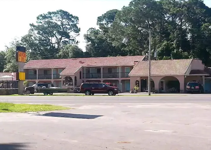 Apalachicola Bay Inn