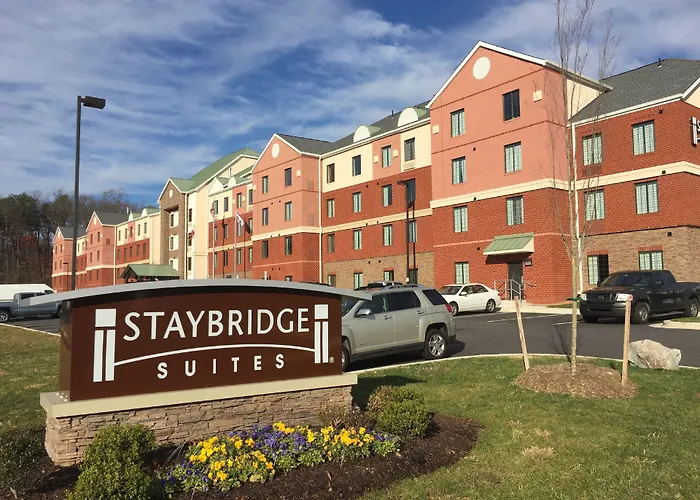 Lanham Hotels