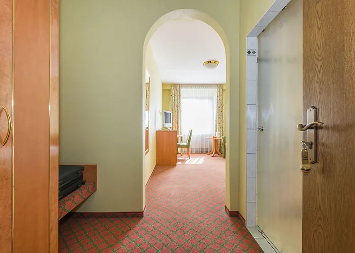 Hotels in Langenfeld (North Rhine-Westphalia)