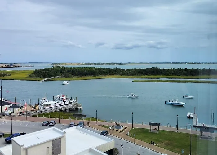 Bask Hotel At Big Rock Landing Morehead City