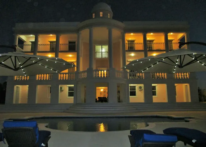 Ocean West Boutique Hotel Nassau