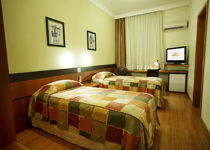 Eston Hotel - LOCALIZAÇÃO CENTRAL PRIVILEGIADA -PET FRIENDLY Chapecó