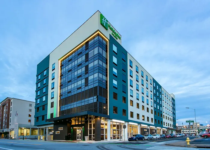 Holiday Inn Hotel & Suites Chattanooga By Ihg