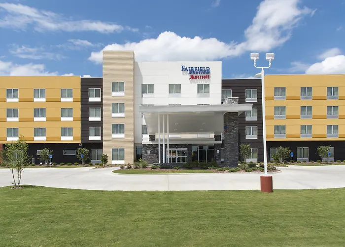Fairfield Inn & Suites By Marriott Jackson Clinton