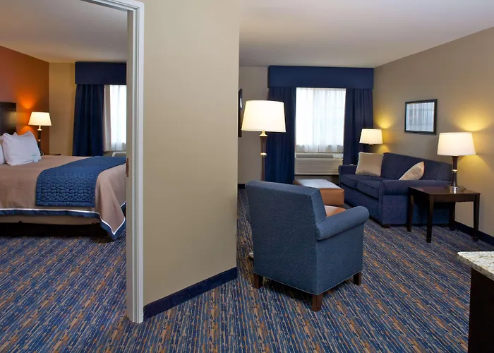 Mount Horeb Hotels