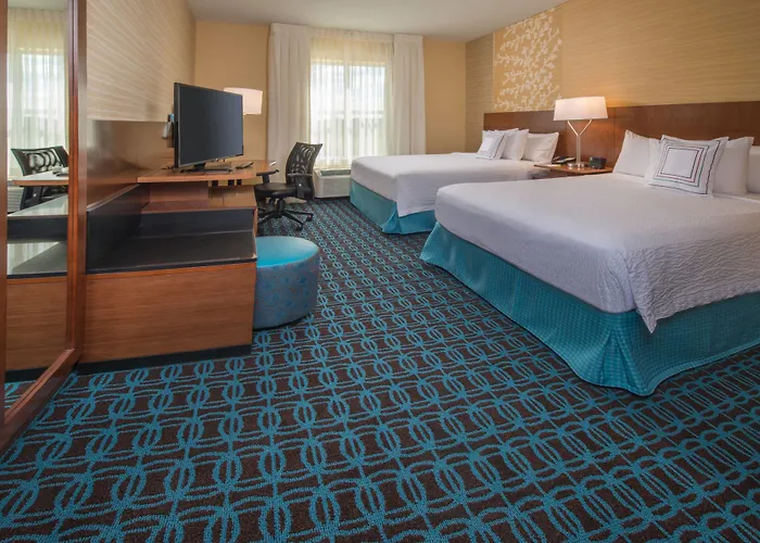 Fairfield Inn & Suites By Marriott Easton