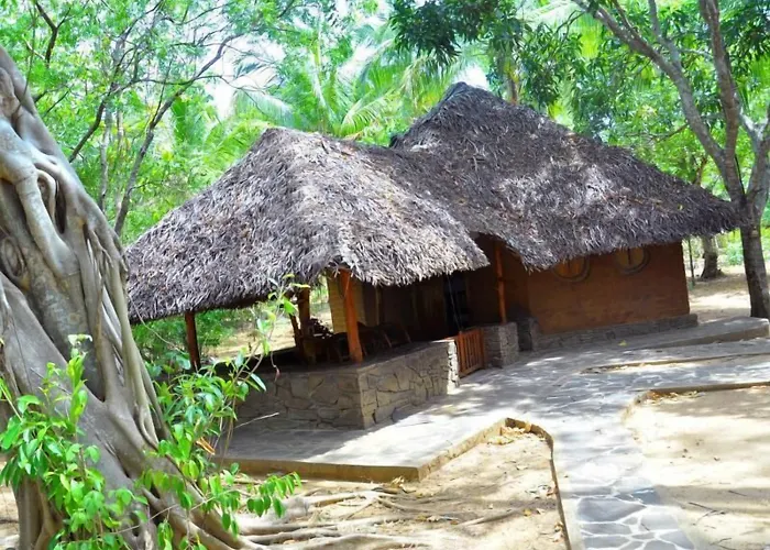 Udawalawe Hotels