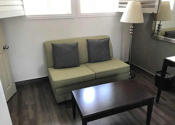 Hotels in Manhattan Beach