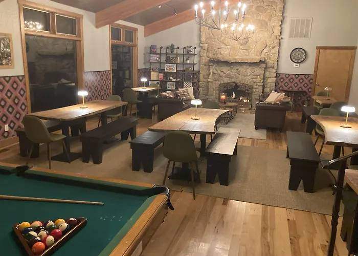 Country Mountain Inn Eureka Springs