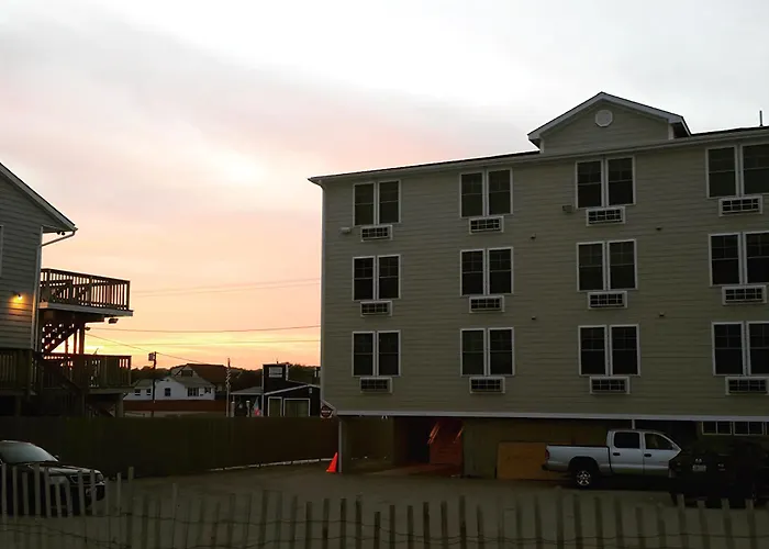Misquamicut Beach Front Inn Westerly